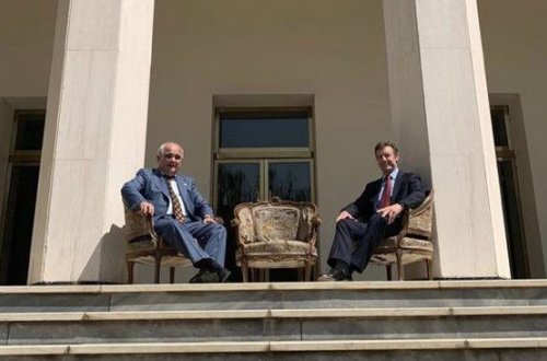 Rusiya səfiri çəkdirdiyi fotoya görə İran XİN-ə çağırıldı