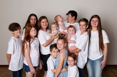 32 yaşında 12-ci uşağını dünyaya gətirdi – FOTO/VİDEO