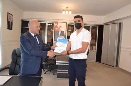 Mingəçevir icra başçısından nümunəvi addım: Könüllülərə sertifikatlar təqdim edildi