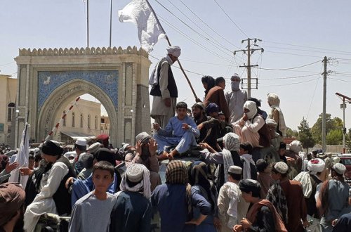 “Taliban” Kabilin 50 kilometrliyində: Şəhər təcrid vəziyyətinə düşdü