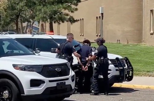 При стрельбе в американской школе погиб учащийся - ФОТО/ВИДЕО