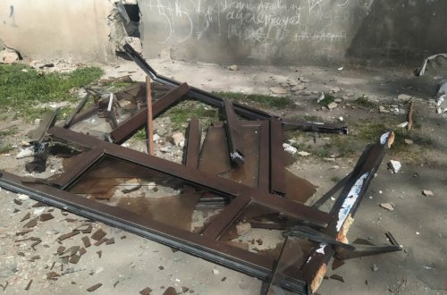 Salyanda evdə partlayış olub, iki nəfər xəsarət alıb