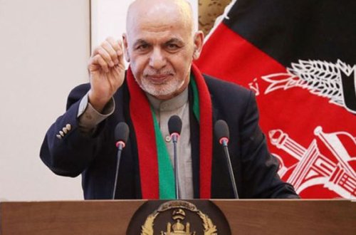 Əfqanıstan prezidenti ölkəni tərk etdi