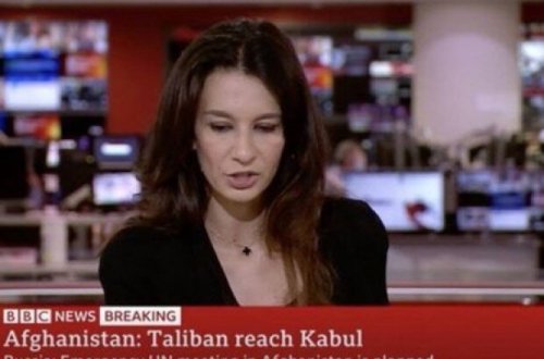 Efirdə Talibandan bəhs edən aparıcı həyatının şokunu yaşadı - VİDEO