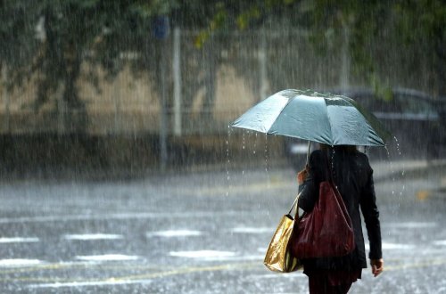 Sabahın hava proqnozu: Yağış yağacaq, dolu düşəcək