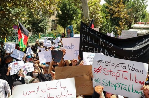 İrandakı əfqan qadınlar etiraz aksiyasına başladı