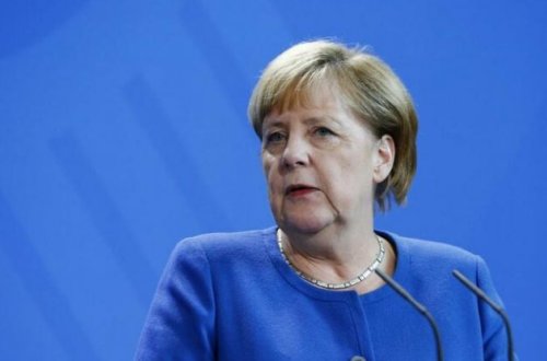 Merkel 10 min Əfqan qaçqınını qəbul etməyə hazır olduğunu bəyan edib