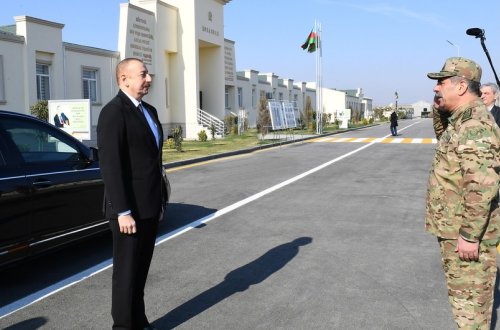 Azərbaycan Prezidenti Kəlbəcərdəki N saylı hərbi hissədə yaradılan şəraitlə tanış olub