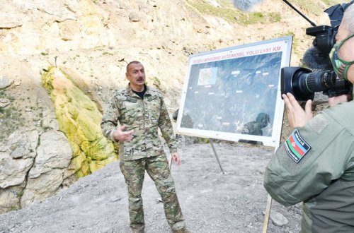 Prezident İstisu-Minkənd yolunun çəkilməsi işlərinə baxdı