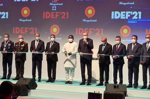 Zakir Həsənov “IDEF-2021” sərgisinin açılışında iştirak edib