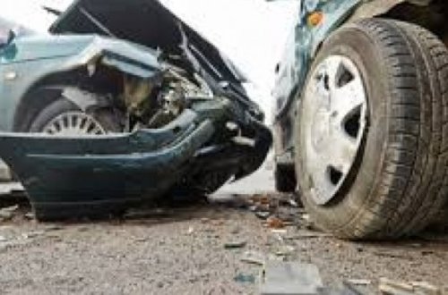 Salyanda avtomobillər toqquşdu: sürücülərdən biri həyatını itirdi