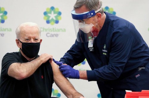 Bayden üçüncü doza vaksin vurduracaq