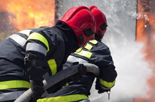 Oğuzda çörək sexinin binası yanır