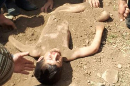 Türkiyədə uşağı basdıraraq həyatını qurtardılar - FOTO