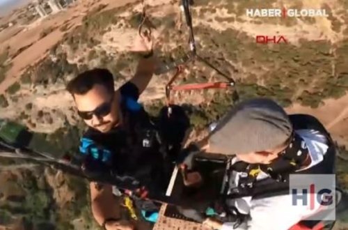 500 metr yüksəklikdə hamburger bişirib yedilər – VİDEO