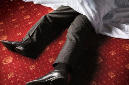 Bakıda 69 yaşlı kişi meyiti tapıldı