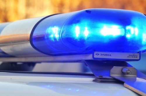 Səfirliyin qarşısında polisləri güllələdilər