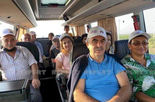 Şuşanın daha bir qrup sakini 29 il sonra doğma yurduna səfər edir