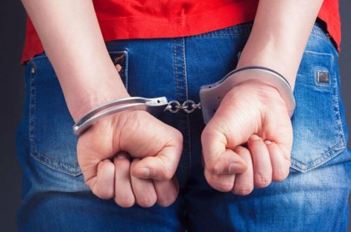 В Баку задержали наркоторговку - ФОТО/ВИДЕО