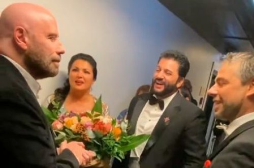 Джон Траволта встретился со всемирно известными азербайджанскими артистами - ВИДЕО