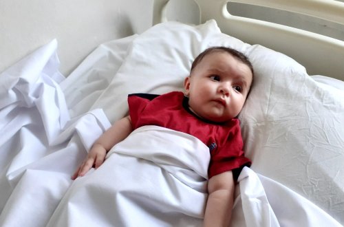 Gəncədə küçəyə atılan 5 aylıq uşağın anası tapıldı -FOTO (ÖZƏL) 