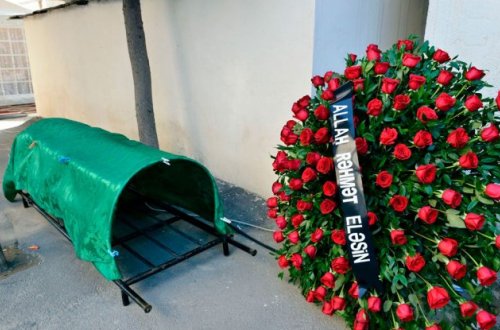 Azərbaycanda dosent öldü - FOTO