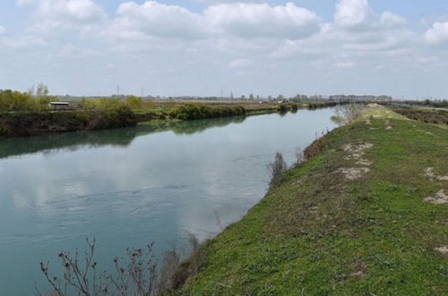 Yuxarı Qarabağ kanalında bir nəfər batıb