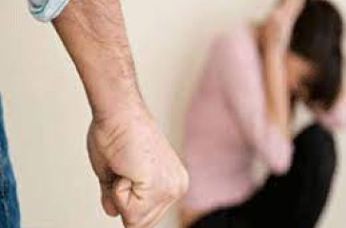 Azərbaycanda DƏHŞƏT: Fiziki zorakılığa məruz qalan ana və övladı öldü - FOTO