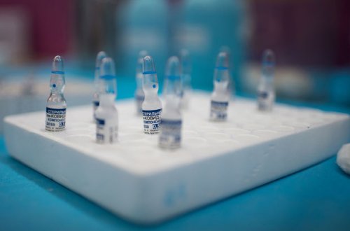 ABŞ-da martdan bu yana 15 milyon doza koronavirus peyvəndi zibilə atılıb