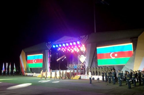 “Artilleriya atəşinin ustaları” müsabiqəsinin bağlanış mərasimi keçirilib