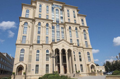 Azərbaycanda dairə seçki komissiyalarına yeni sədr və katiblər seçildi