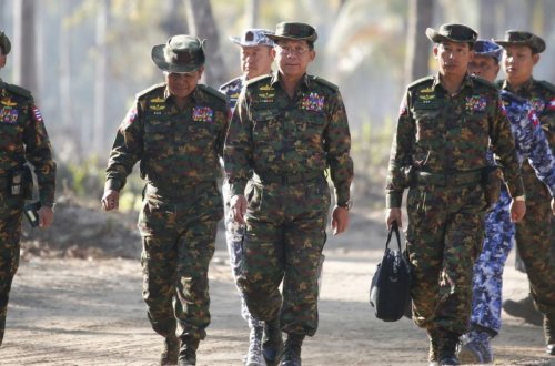 Myanmada üsyançılarla döyüşlərdə 23 hərbçi öldürülüb