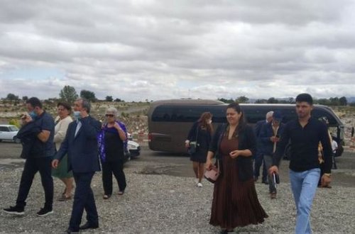 Ağdam sakinlərinin doğma şəhərə səfəri baş tutub - FOTO