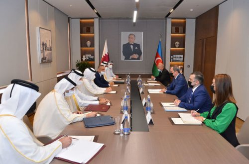 Ceyhun Bayramov qətərli həmkarı ilə Qarabağda bərpa layihələri barədə danışdı