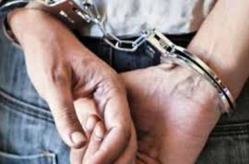 Bakıda dələduzluq hadisəsi: 48 yaşlı kişini aldadıb 94 min manatını aldılar