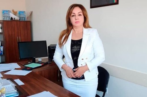 Məktəb direktorunu polis nəzarətə götürdü