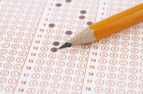 İlin ən yaşlı tələbəsi: “Riyaziyyatdan hazırlaşmağıma oğlum kömək edirdi”