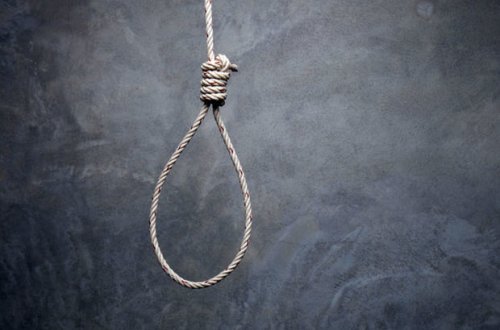 В Газахе девушка предприняла попытку суицида