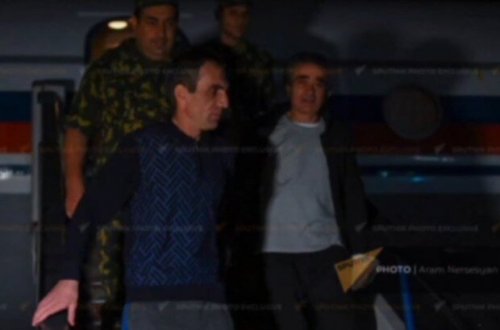 Cəmil Babayevlə dəyişdirilən erməni əsirlərin görüntüləri YAYILDI - VİDEO