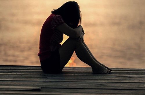 Səhvən başqa ailəyə verildiyini öyrənən qızdan ŞOK ADDIM