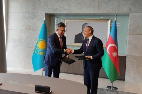 Azərbaycan və Qazaxıstan arasında ticarət əməkdaşlığı üzrə memorandum imzalanıb
