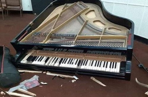 “Taliban” musiqiyə qarşı, alətləri dağıtdılar - FOTOlar