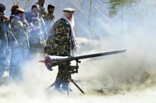 Taliban Pəncşirdə silah və texnikası olan böyük bir anbarı ələ keçirdi