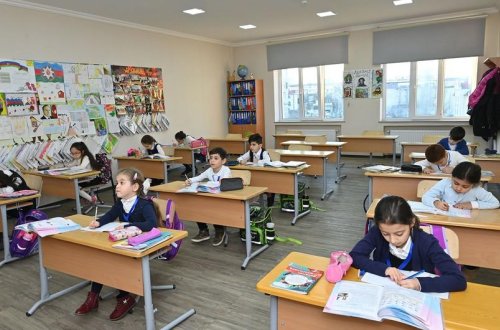 Dərslərin əyani başlaması ilə bağlı rəsmi qərar verildi