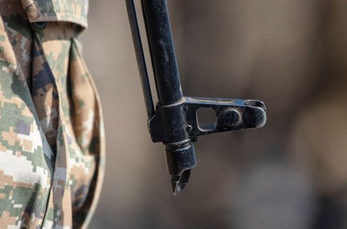 Ermənistanda ehtiyatda olan hərbçi öldü