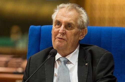 Çexiya Prezidenti hospitala yerləşdirilib