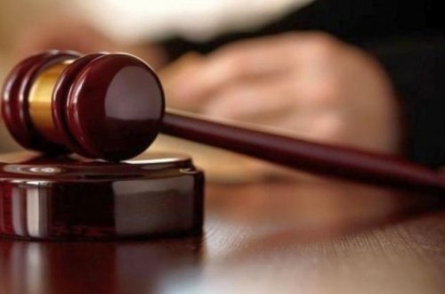 Bakıda tanışını öldürmək istəyən şəxsin məhkəməsi başlayıb