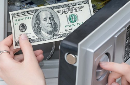 Azərbaycanın strateji valyuta ehtiyatları 53 milyard dolları keçib