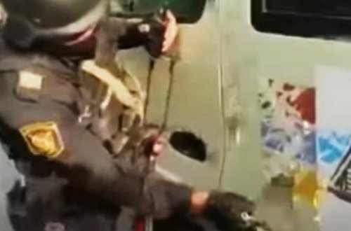 Azərbaycan polisindən ermənilərə süngülü dərs - Video