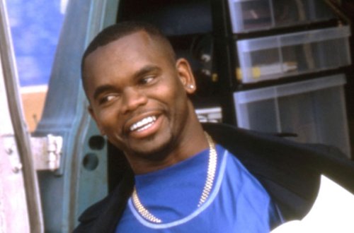 Məşhur aktyor mağazada ölü tapıldı